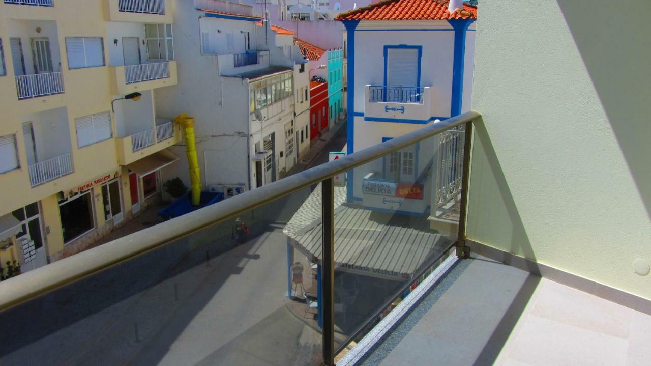Apartamentos Patio Da Aldeia Armação de Pêra Exterior foto